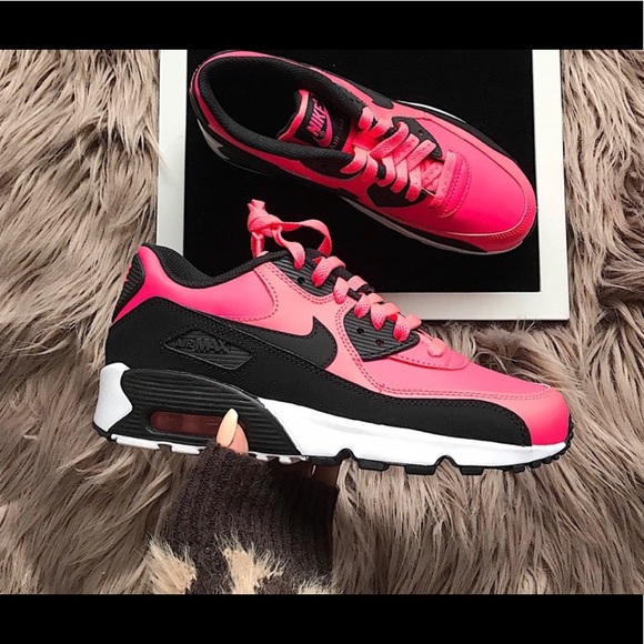 Nike Shoes - NIKE AIR MAX 90 ltr sneakers